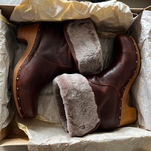 WOMEN LYNNEA II UGG BOOTS SIZE 10